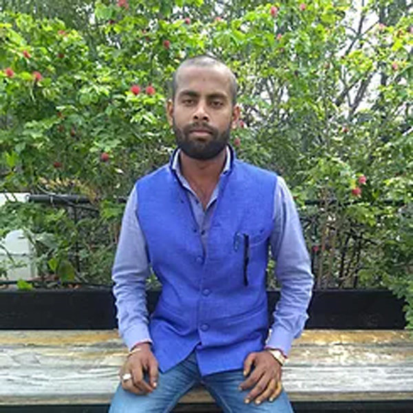 Ratneshwar Jha